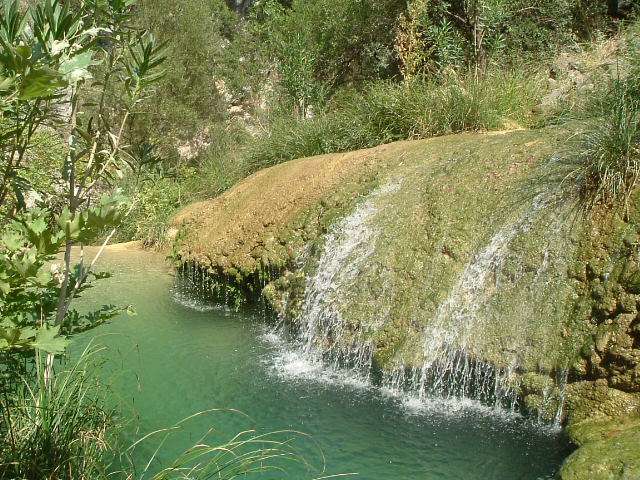 Wasserf�lle eine Stunde von uns . . .